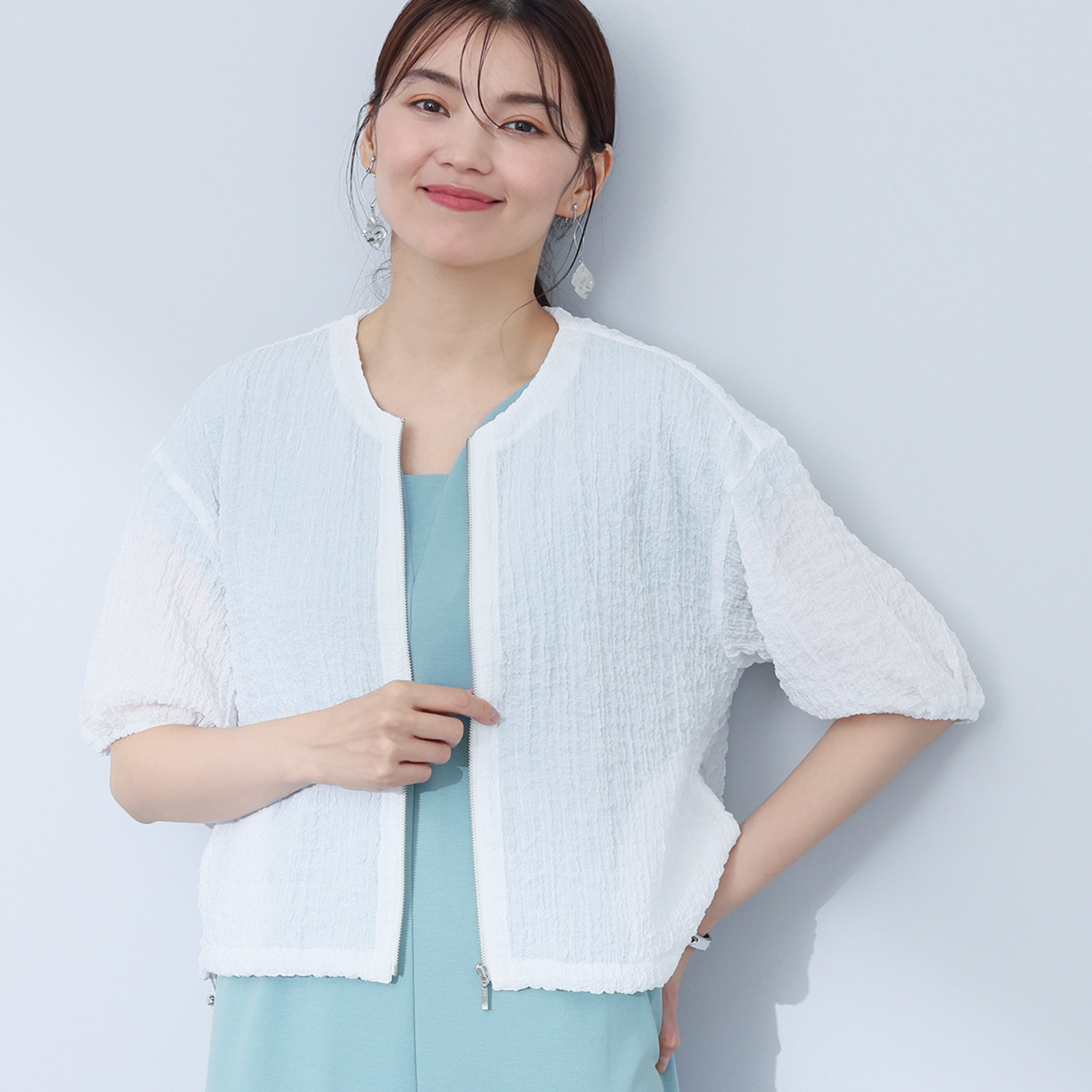 アンリック　オー　ブルー ストレッチシャーリング 袖コンシャスデザイン ライトブルゾン