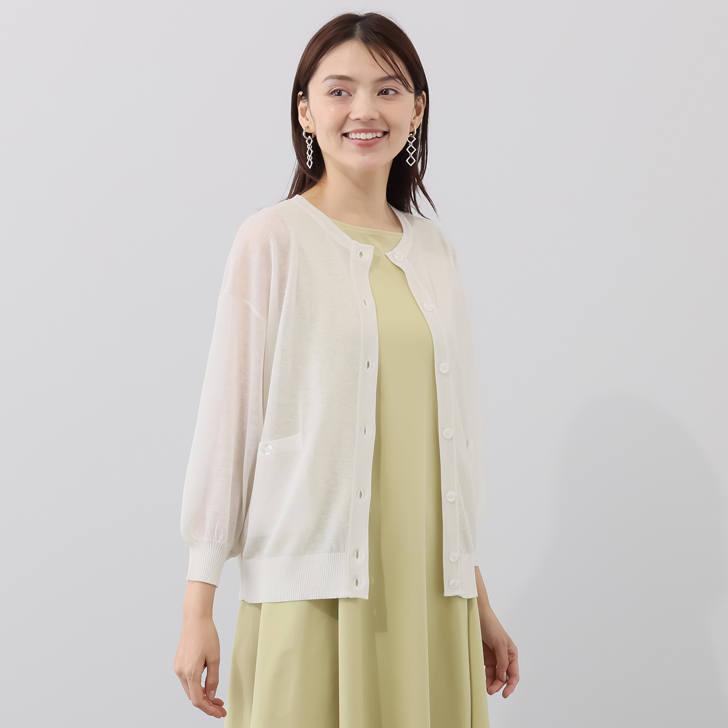 ソアージュ ウールブレンド 煌めき放つ ハイゲージニット カーディガン