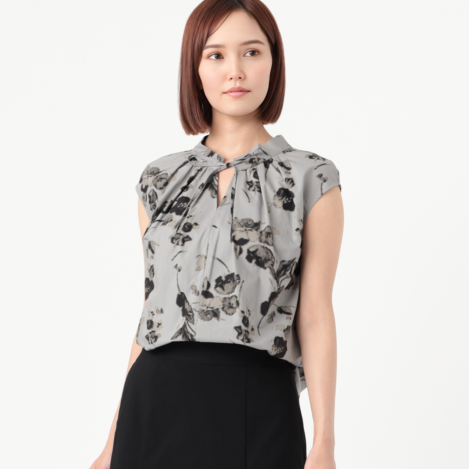 イフェメル／ ダブルフェーストーキョー 日本製 ボタニカル柄プリント フレンチスリーブブラウス