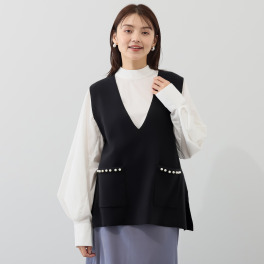 ルクオーレ パール調ボタンアクセント 深Ｖネック ニットベスト