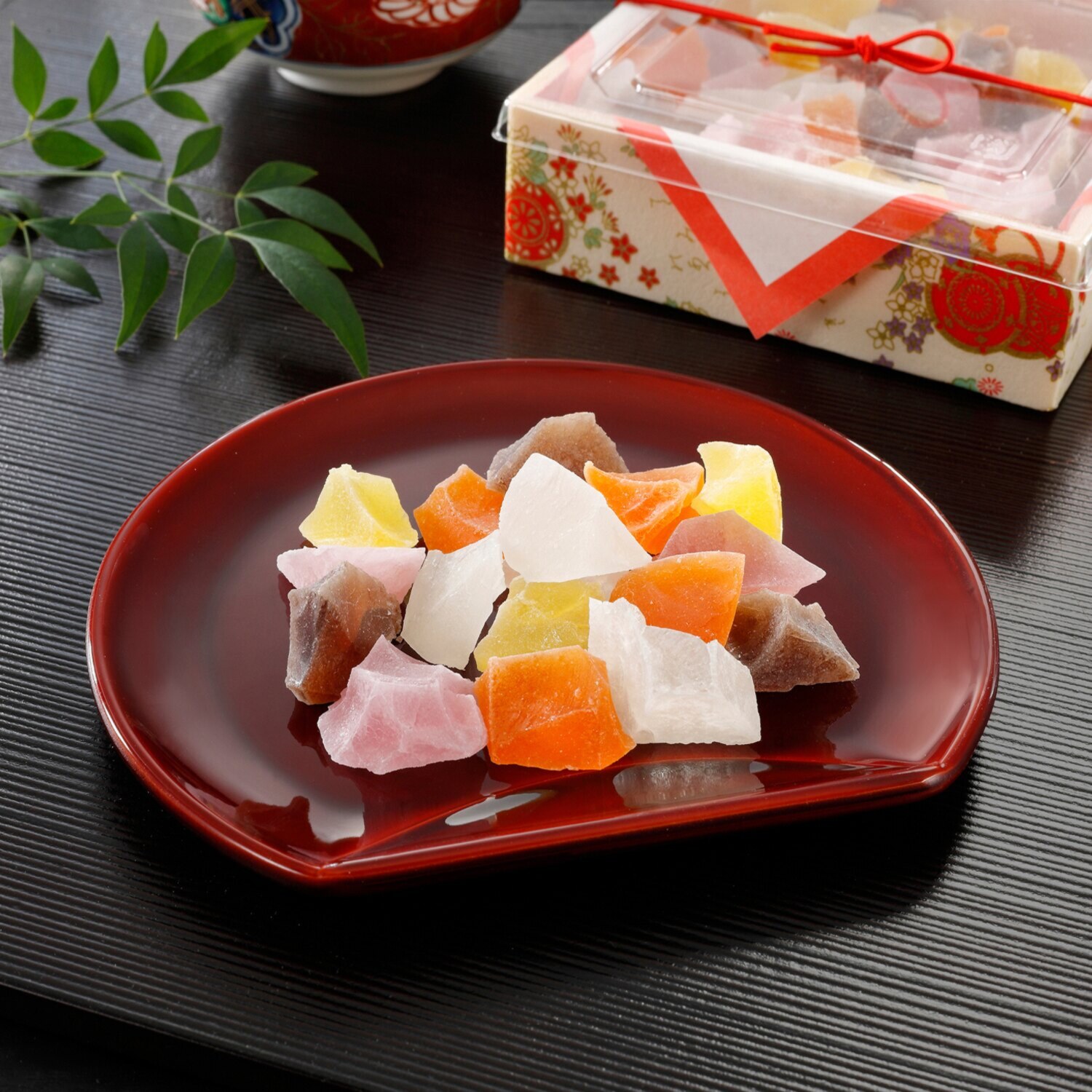 老舗和菓子屋の 三代目がつくる 伝統製法 昔ながらの琥珀糖