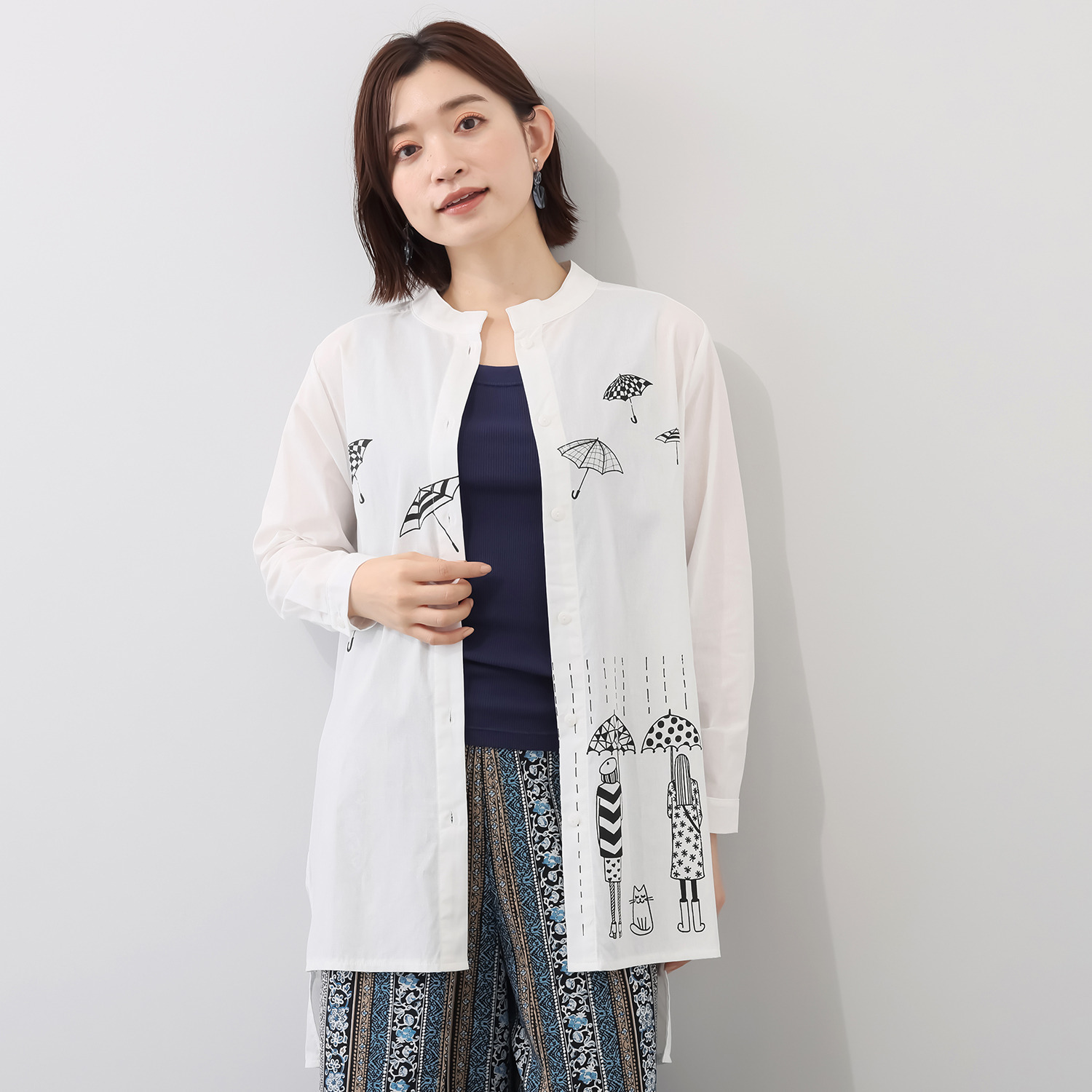 コイビトミサキ イラストプリント シャツブラウス