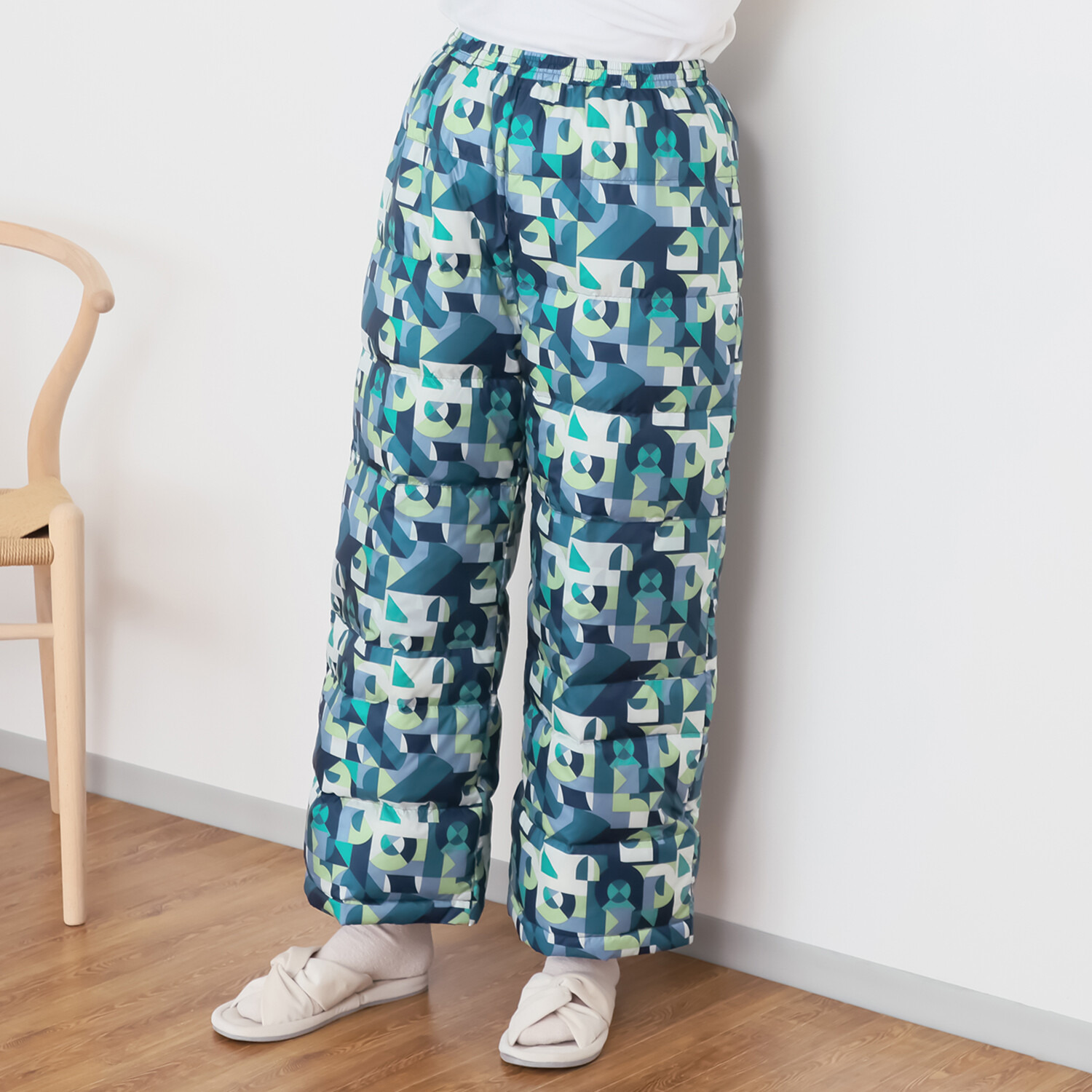 モリリン 軽くてあったか ホワイトダックダウン 羽毛パンツ