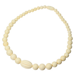 アイボリーナ アイボリーカラー オーバルデザイン ネックレス