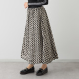 スタイル・ラヴィー バックサテンジョーゼット 幾何学柄プリント ウエストゴムで気楽な フレアースカート