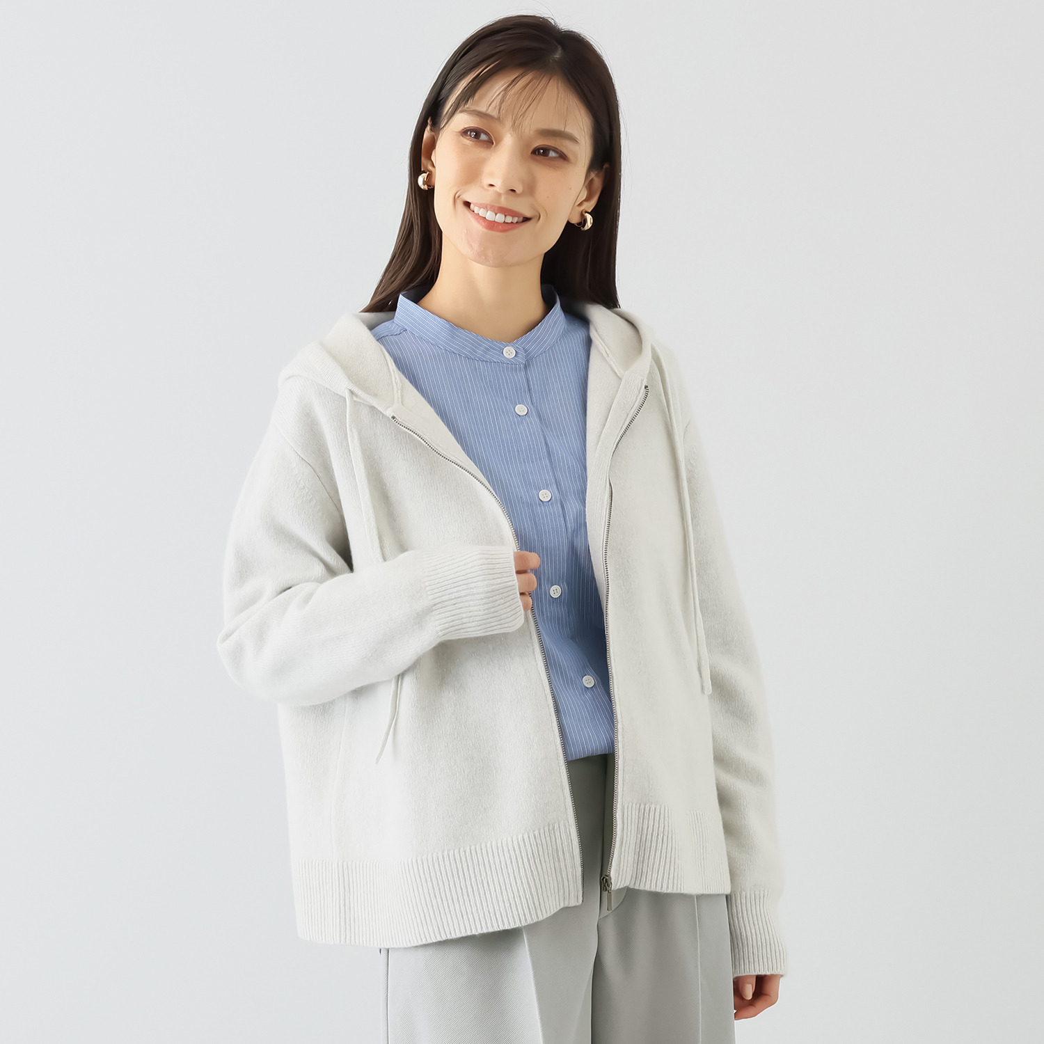 ウタオ ウールカシミヤ混 AQUAニット フードパーカー