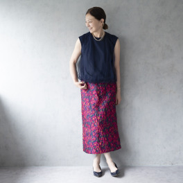 イロプライム 華やかジャガードの ナロースカート