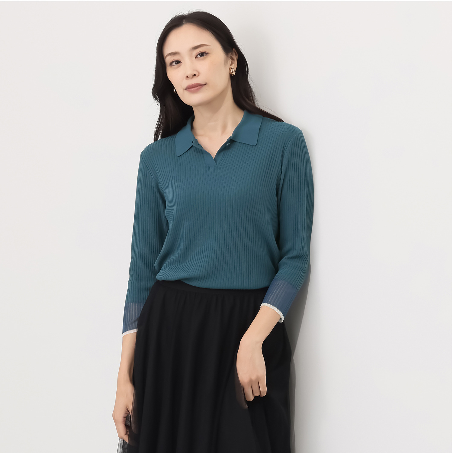 ミューリエ “女っポロ”で スマートきれい 袖口コンビ ポロシャツ風 ニットプルオーバー