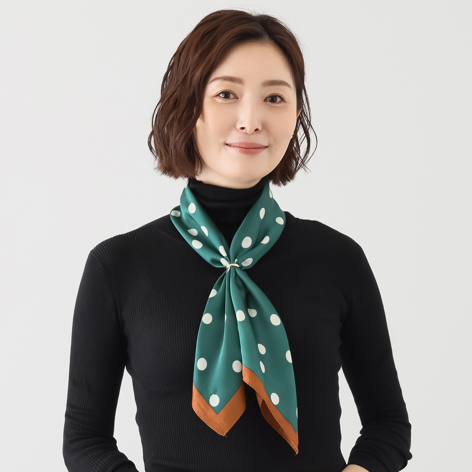 ドンナルマ ドットスカーフ