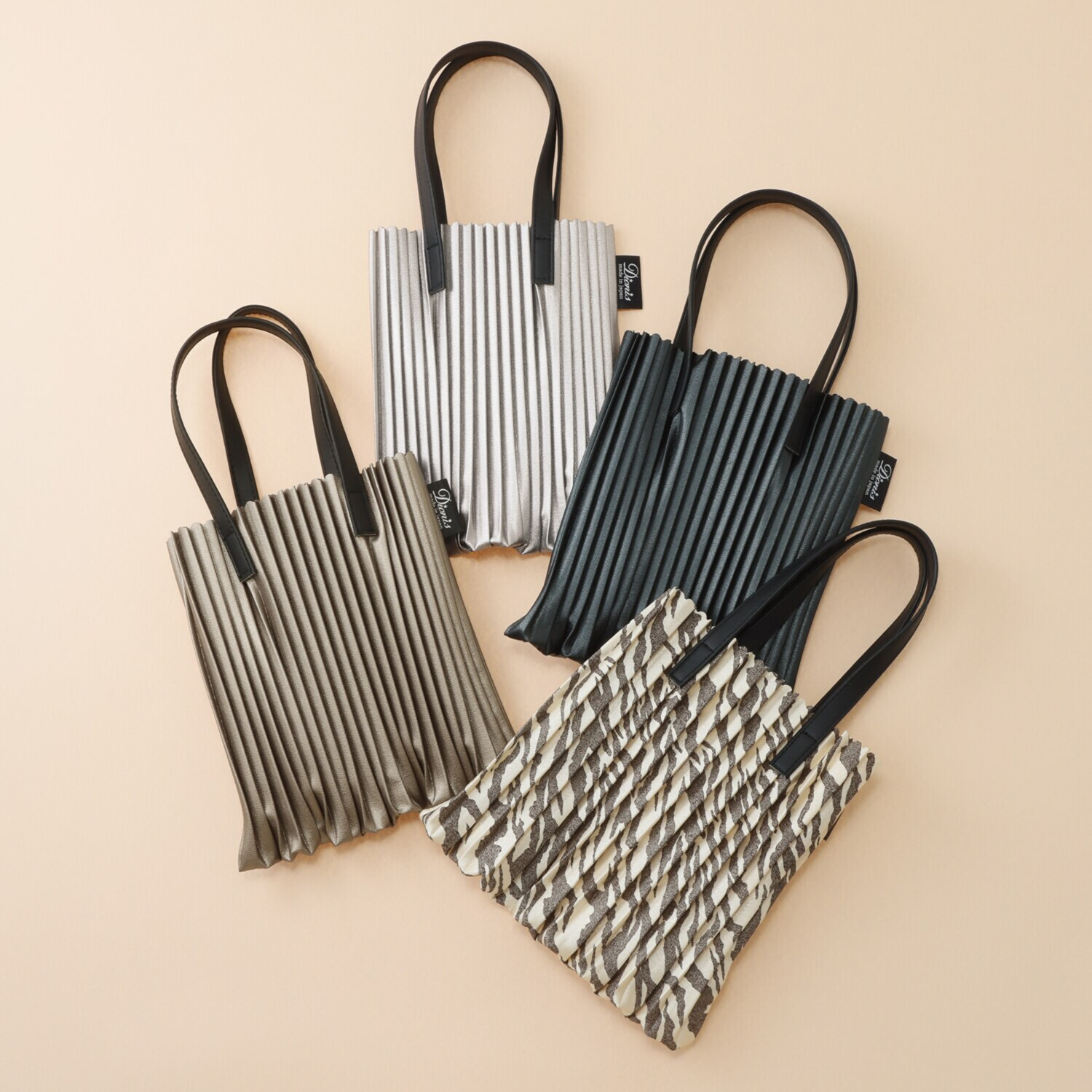 ディオニス 日本製　はっ水 スタイリッシュプリーツ 軽量バッグ＜Ｓ＞