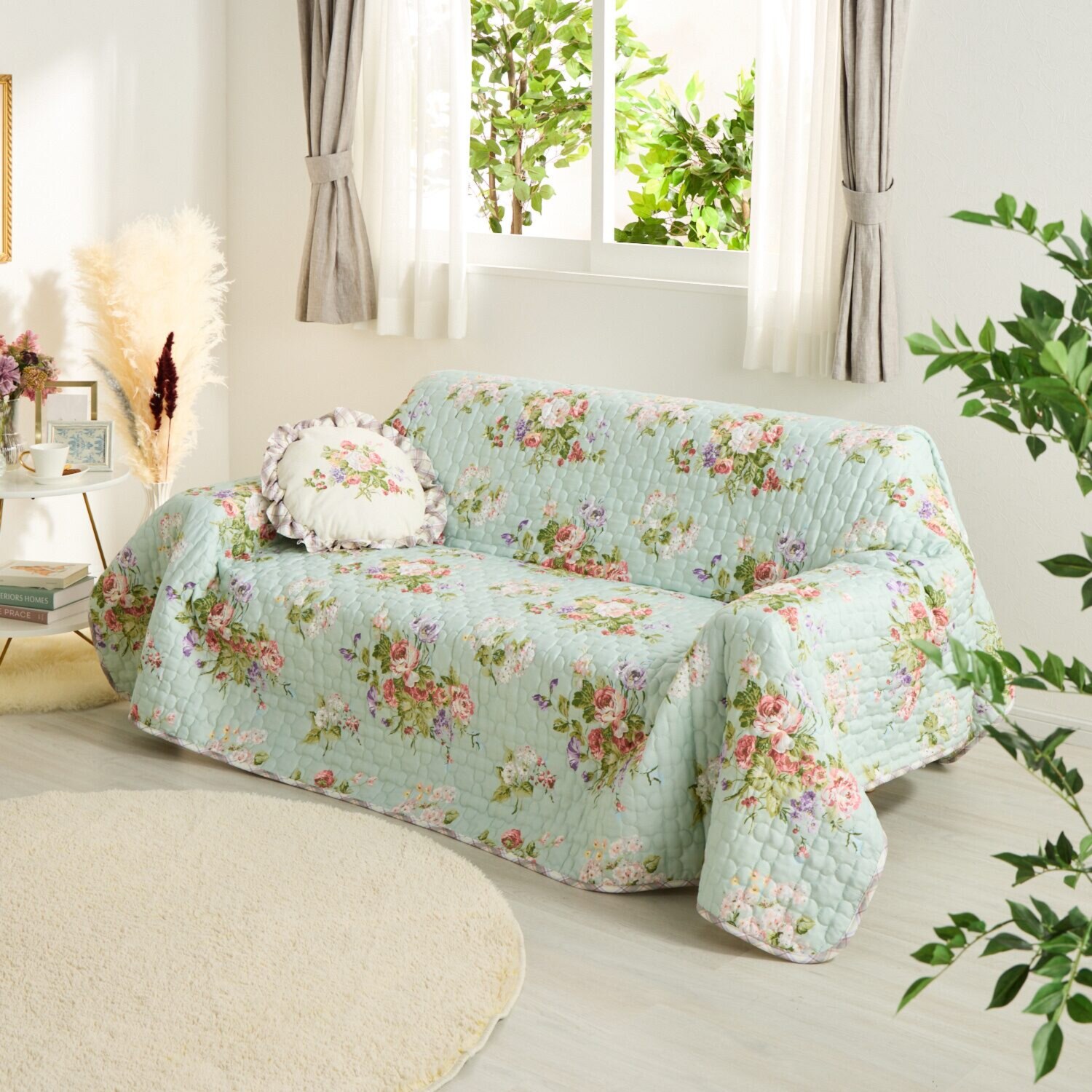 アンティーク　ロイドルームチェアー＋ローラアシュレイ リメイクキルトセット！ アンティーク ロイドルームチェアー＋ローラアシュレイ リメイク