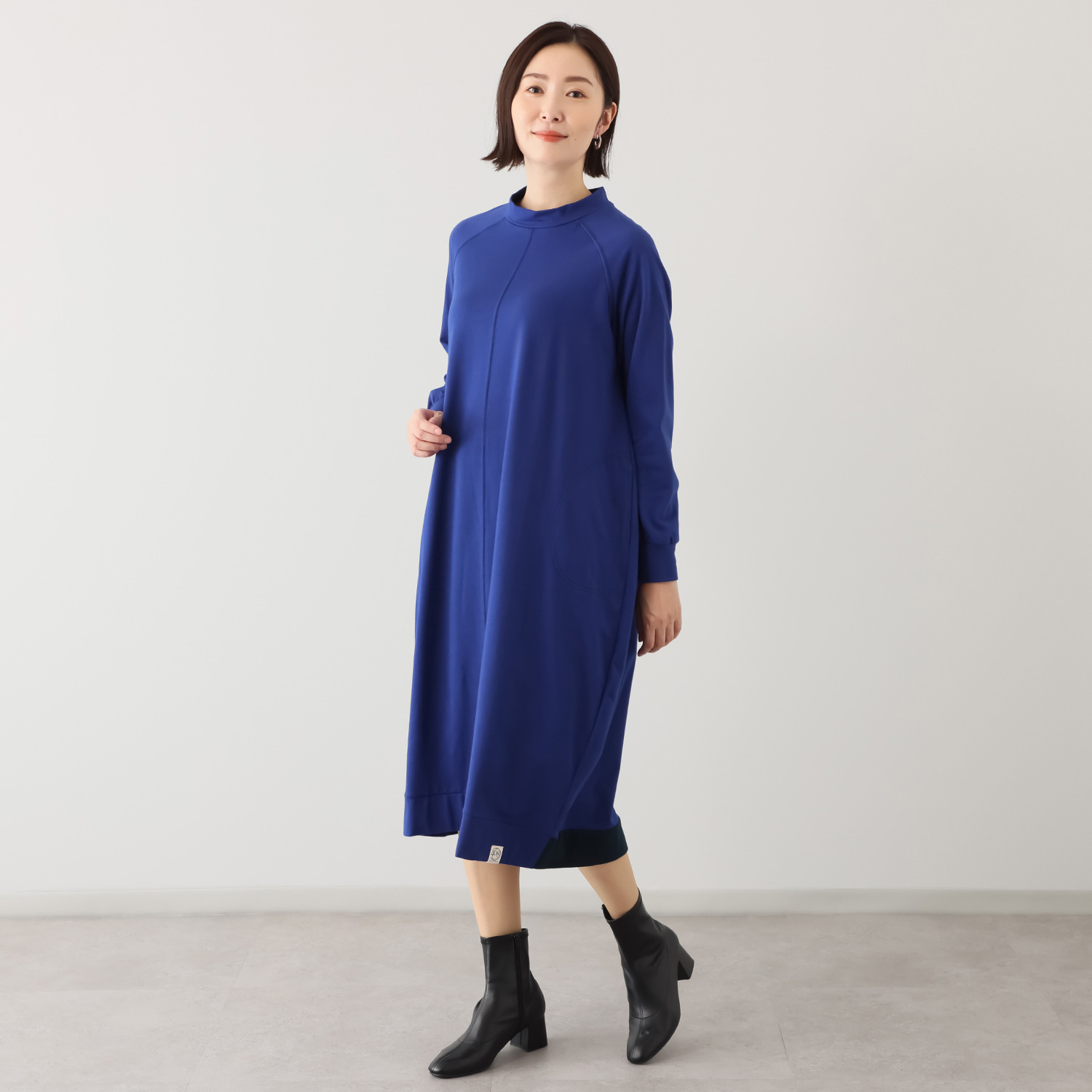 シロヤイチガントウキョウ セルウォーム インレー ワンピース