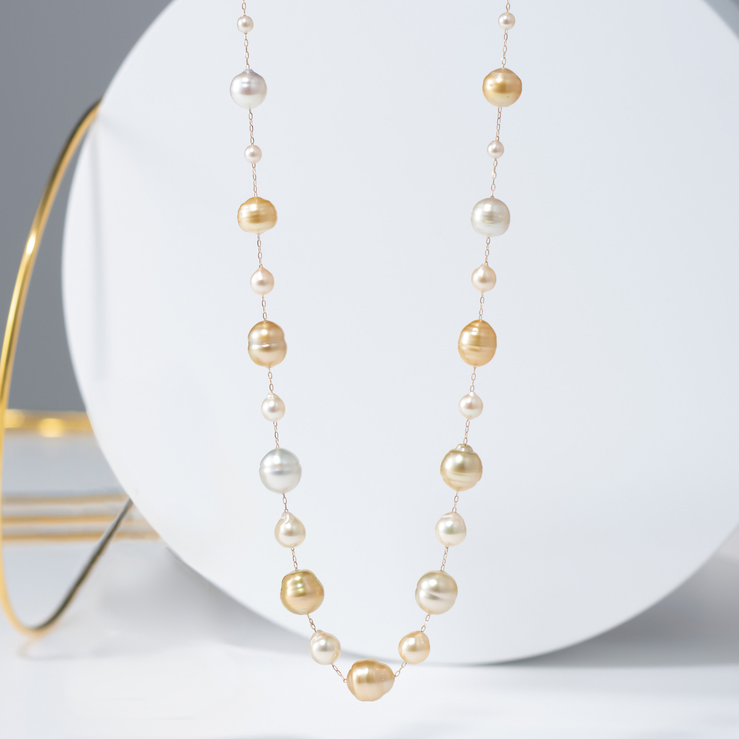 ジュペレ ジョーヌ 18K 白蝶パール＆ 国産アコヤパール