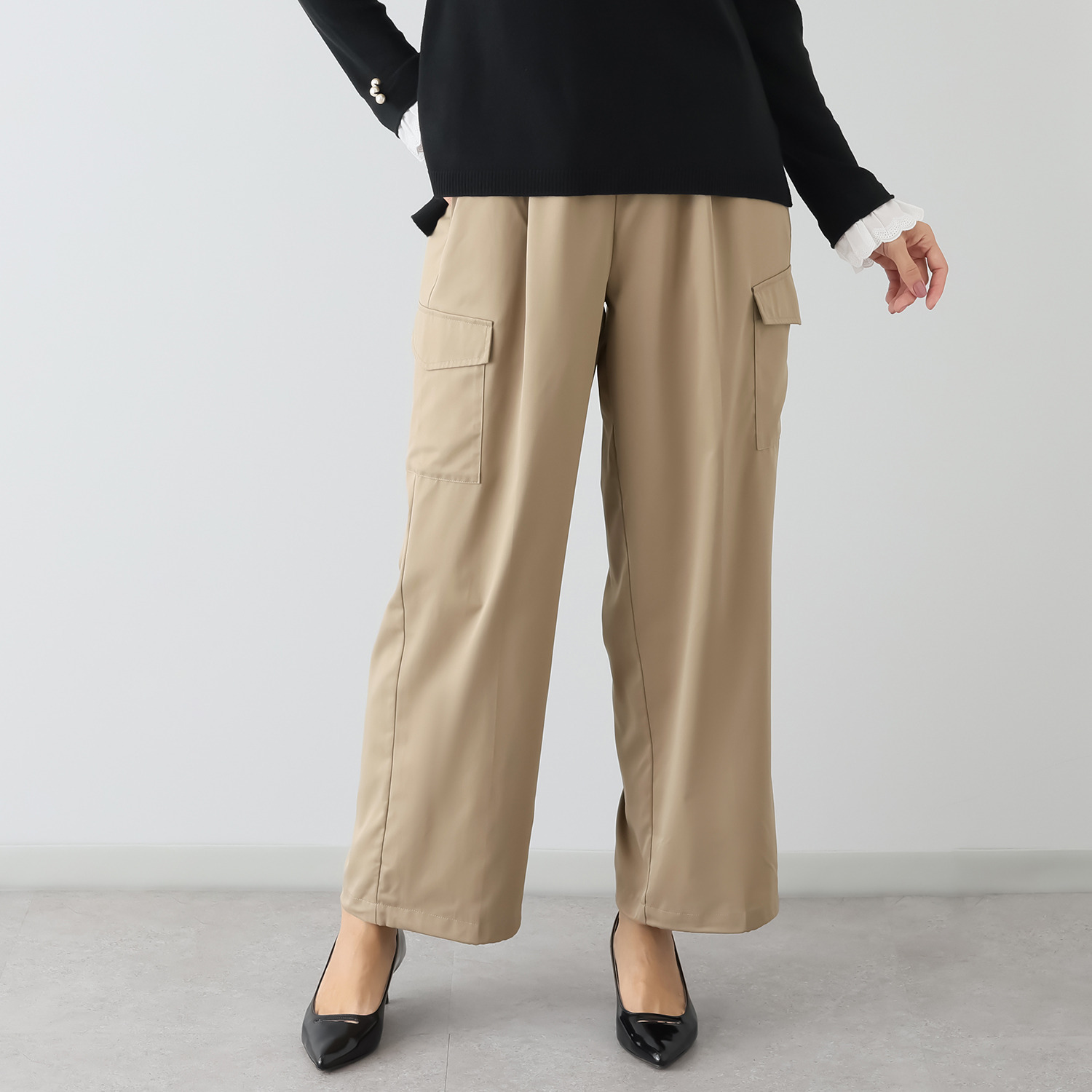 パルムミミ 品良くラフに着こなす エレガントカジュアルな イージーカーゴパンツ