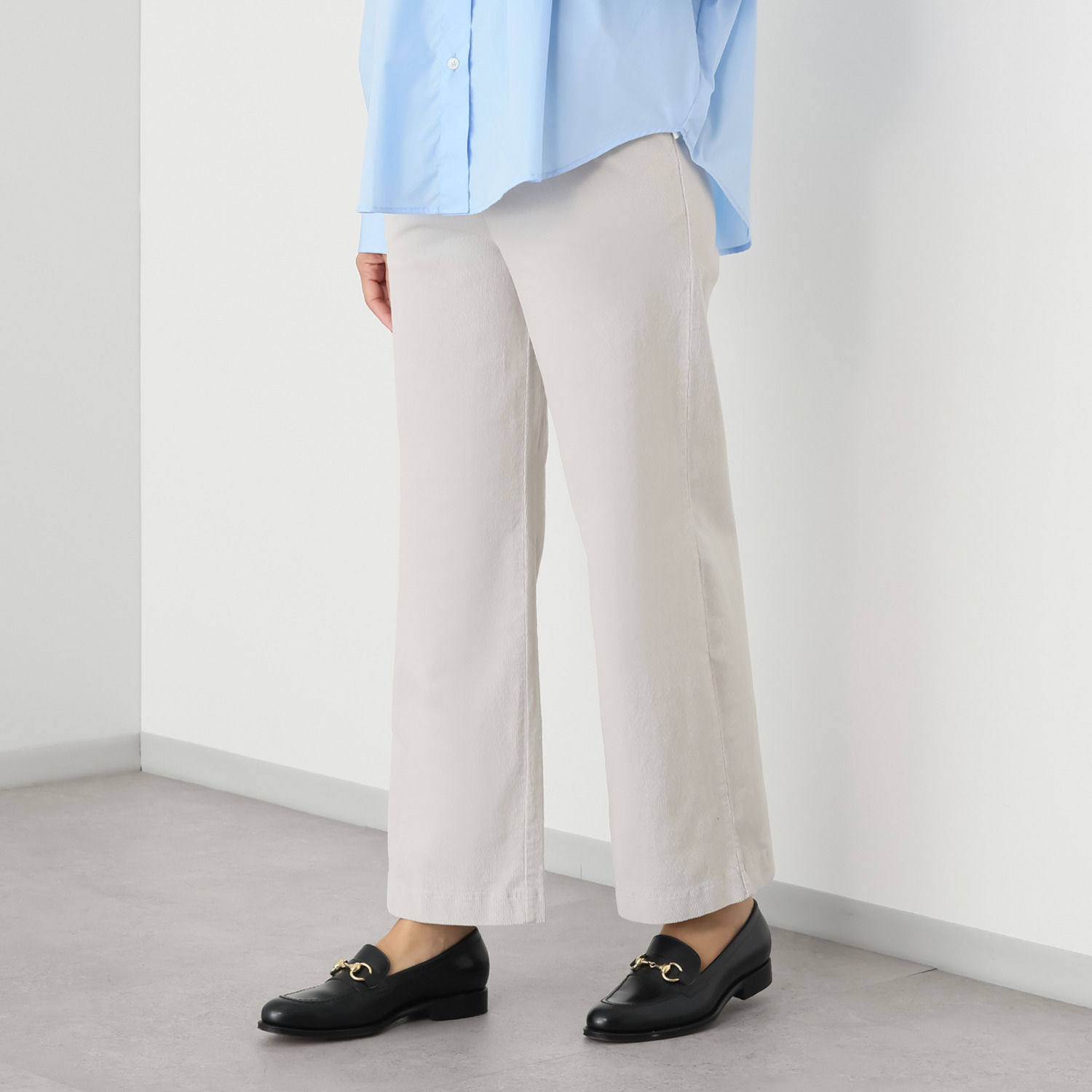 アトリエール きれいめコーデュロイ ソフトストレッチ タックワイドパンツ