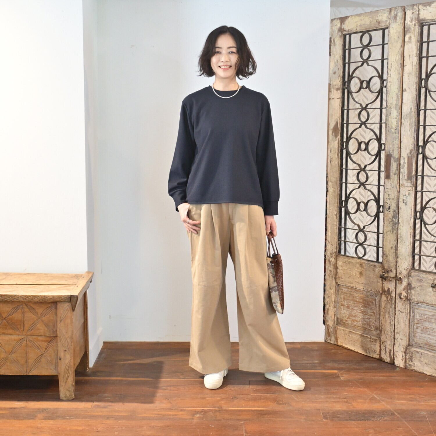 リラリー 裾アレンジ 大人のチノパンツ