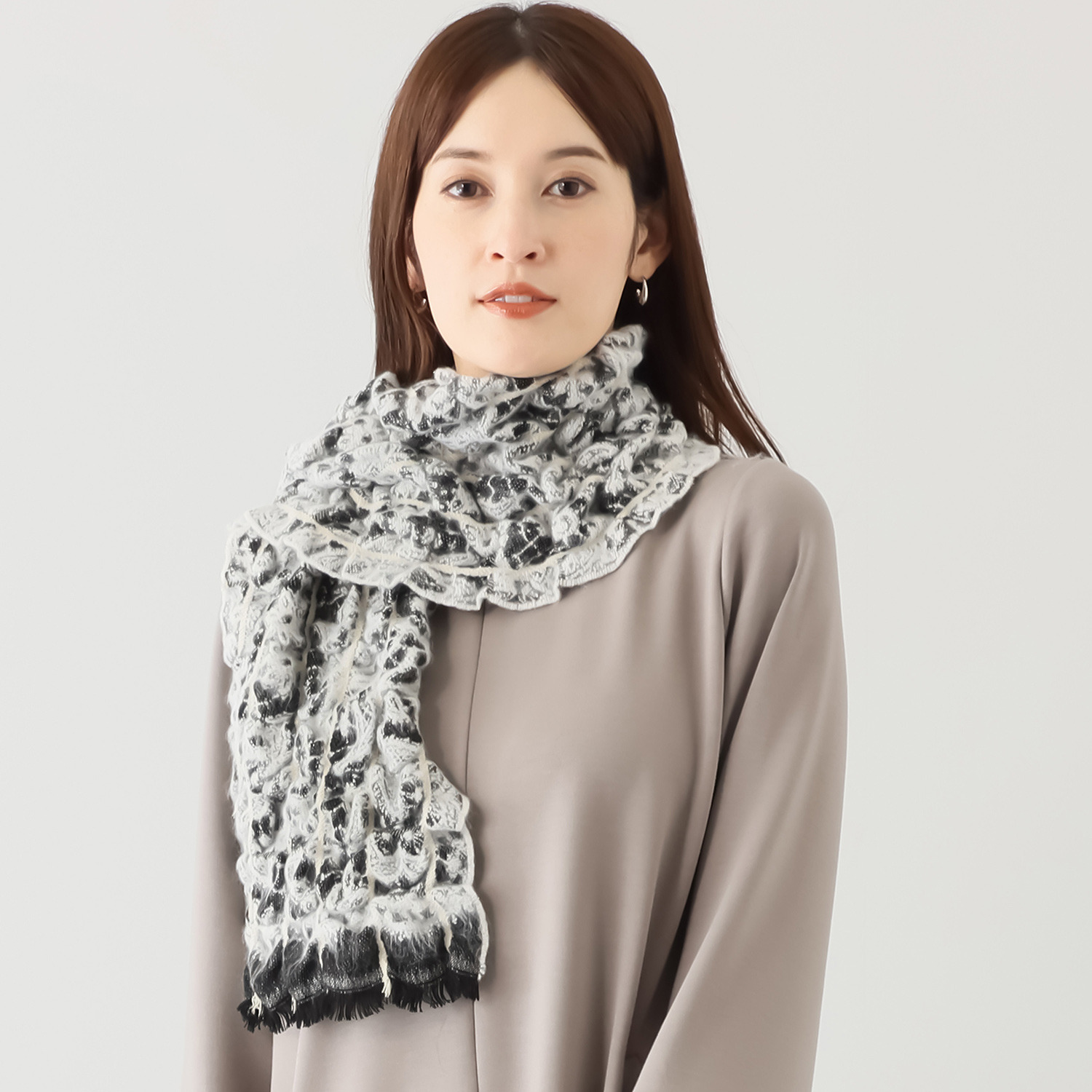 ジョナータ フランス製 ボタニカル柄 ジャガード織マフラー- ショップ