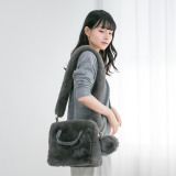 エイディア バッグやスマホが大変身！ 長さ調節ができる ポーチ付 エコファー ショルダーストラップ