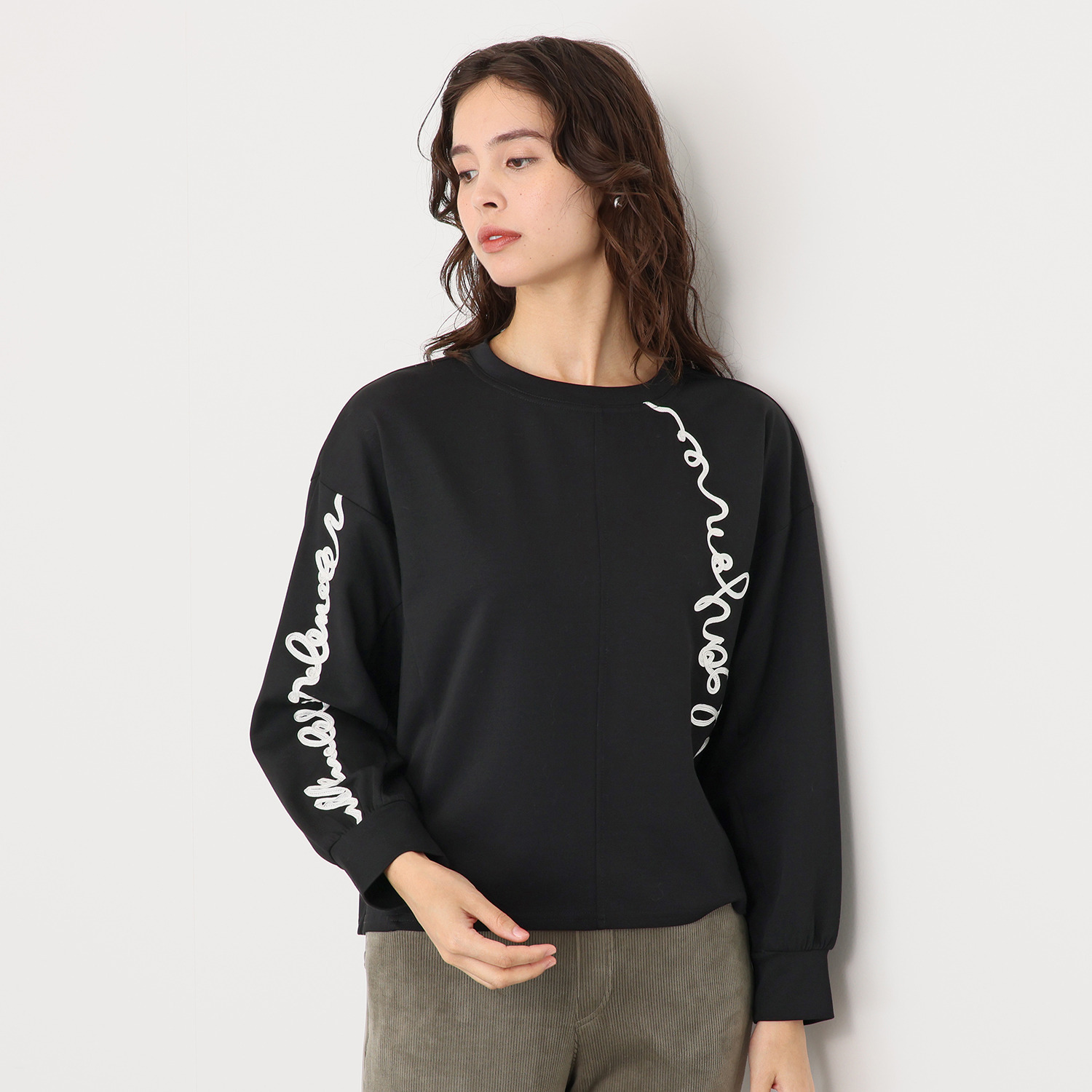 うーたん スタイル・ラヴィー コード刺しゅう ダンボールニット プル