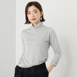 トマケトマ シームレスネック 袖口ボタンアクセント ラメカットソー プルオーバー