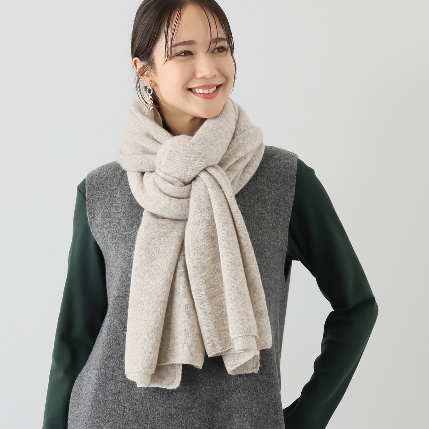 エヌエフ 自社牧場で育った ウール１００％ ニットストール