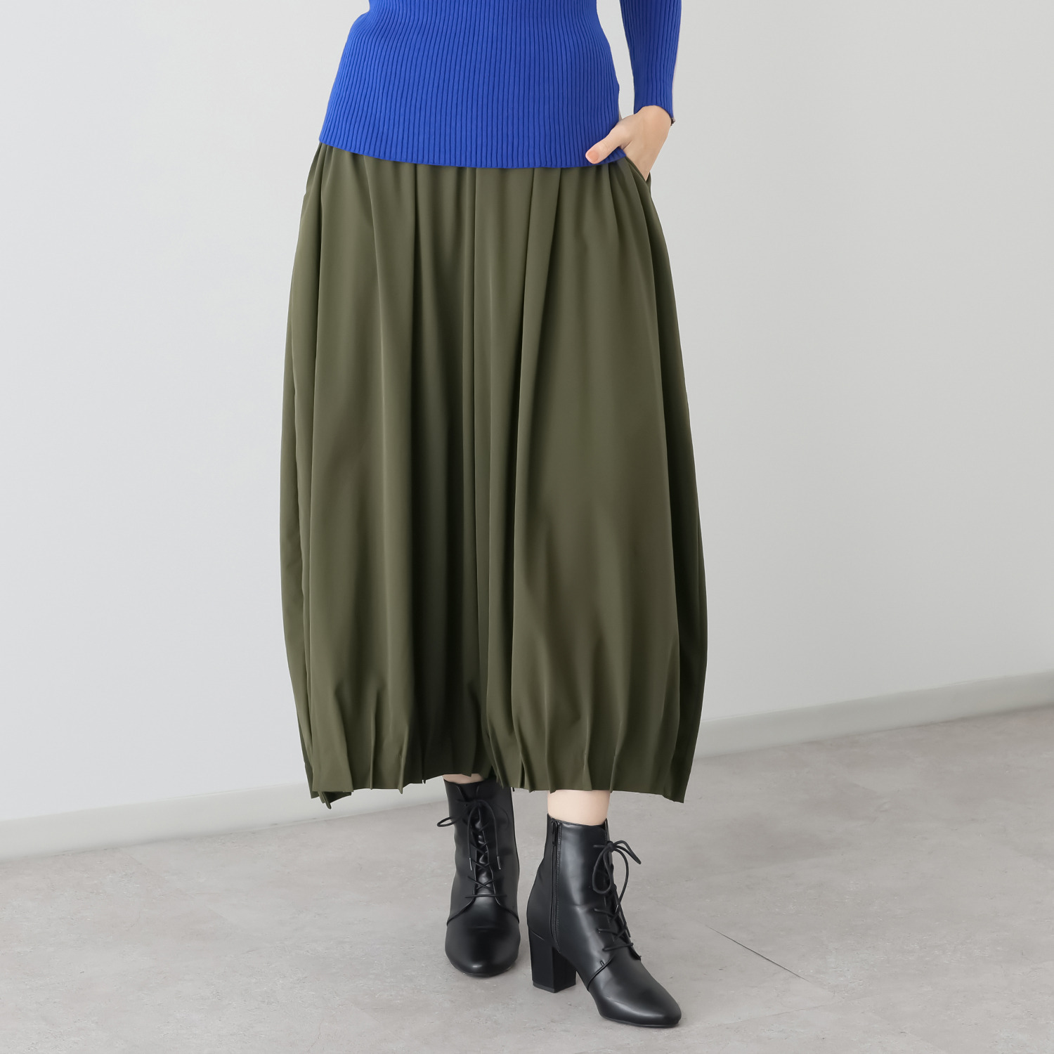 コイビトミサキ タックアクセント バルーンパンツ