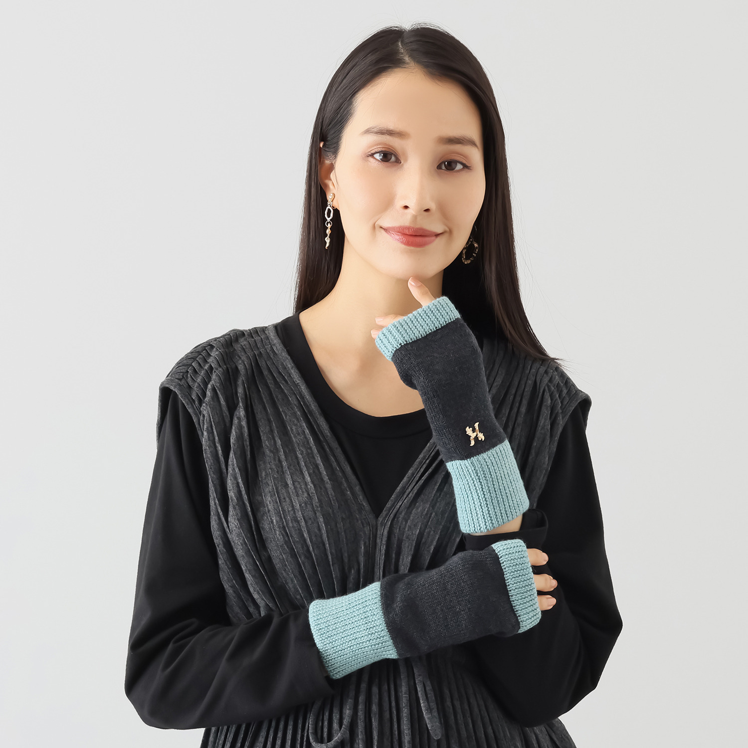 ヘ・エラ メリノウール１００％ バイカラーアクセント フィンガーレスグローブ