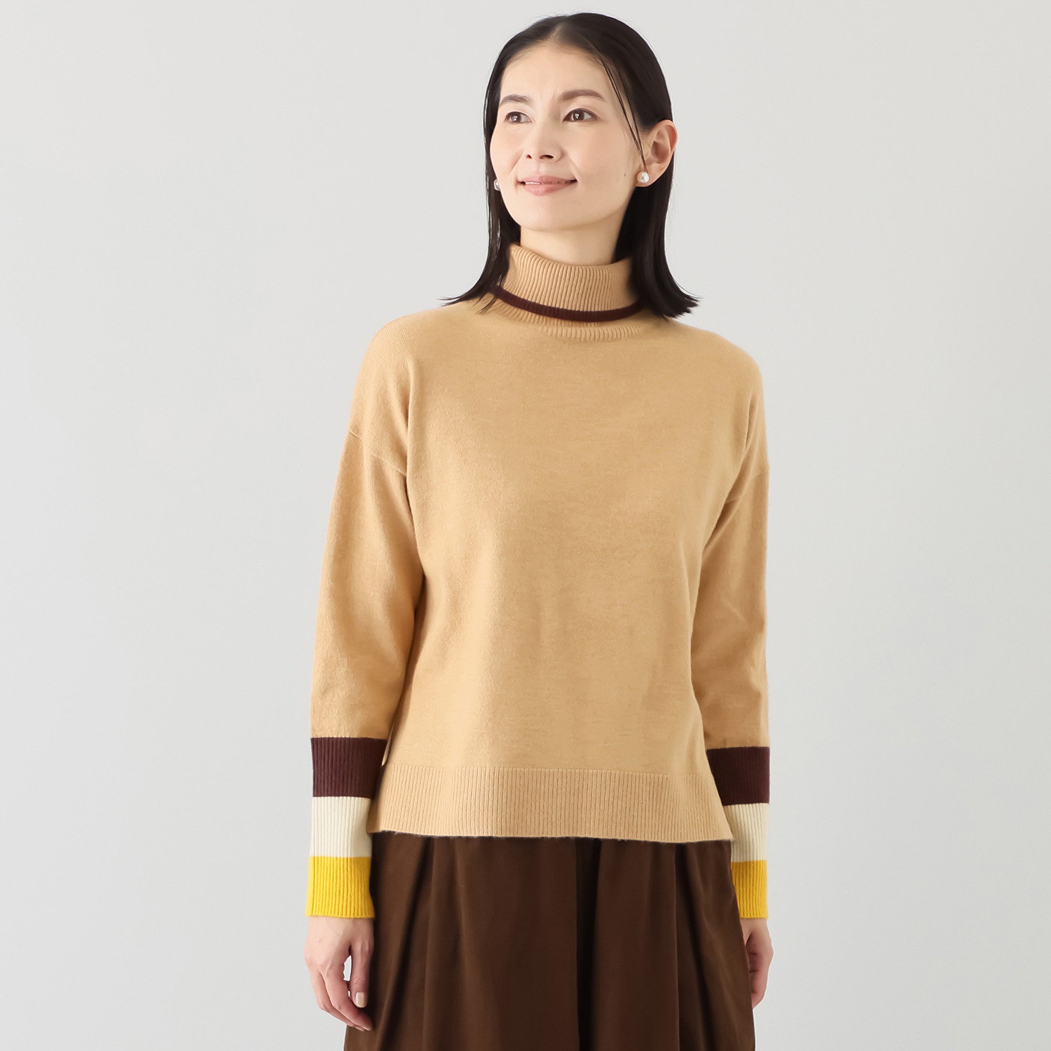 エバーグリーン エバーモア 着るだけで主役級 シンプルに着映える マルチ配色ニット ハイネックプルオーバー