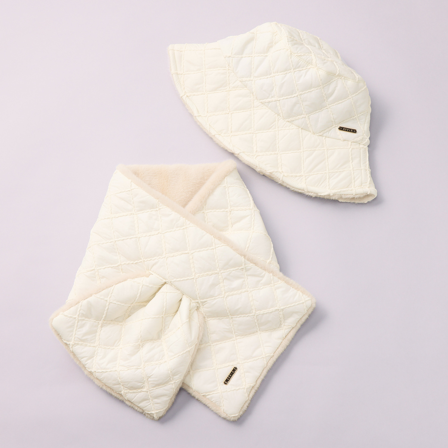 アッピア あったかキルティング ハット＆マフラーセット