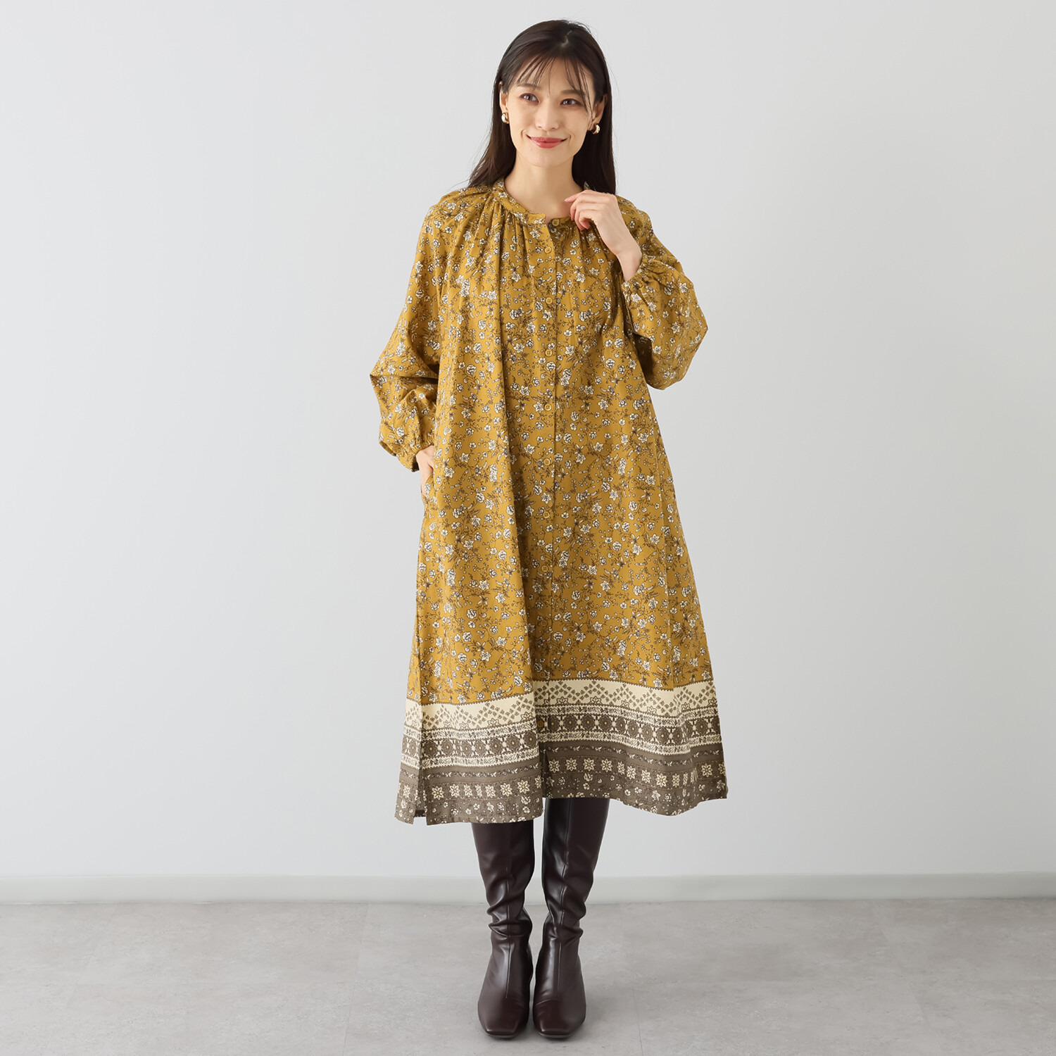 エムエムオー パネルプリント ギャザーワンピース