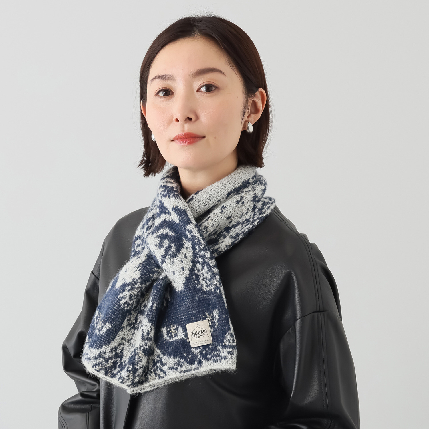 ニジイロキャンプ 日本製 ふわふわ加工 ウール混ショートマフラー