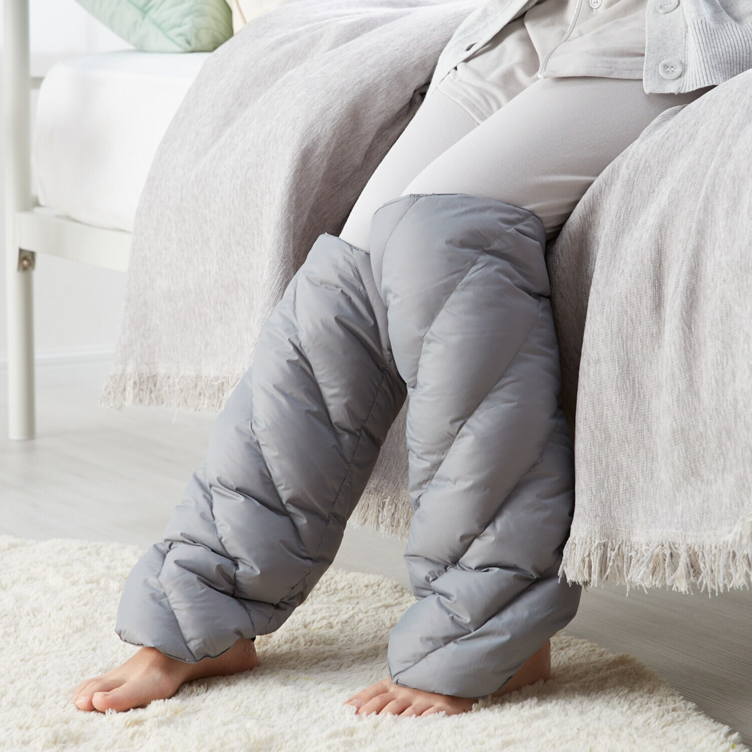 モスコビーリッチダウン 足元ぽっかぽか レッグウォーマー 冬ごもり