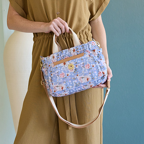ビサイユ はっ水 “ヌートピア” 花柄２ウェイバッグ