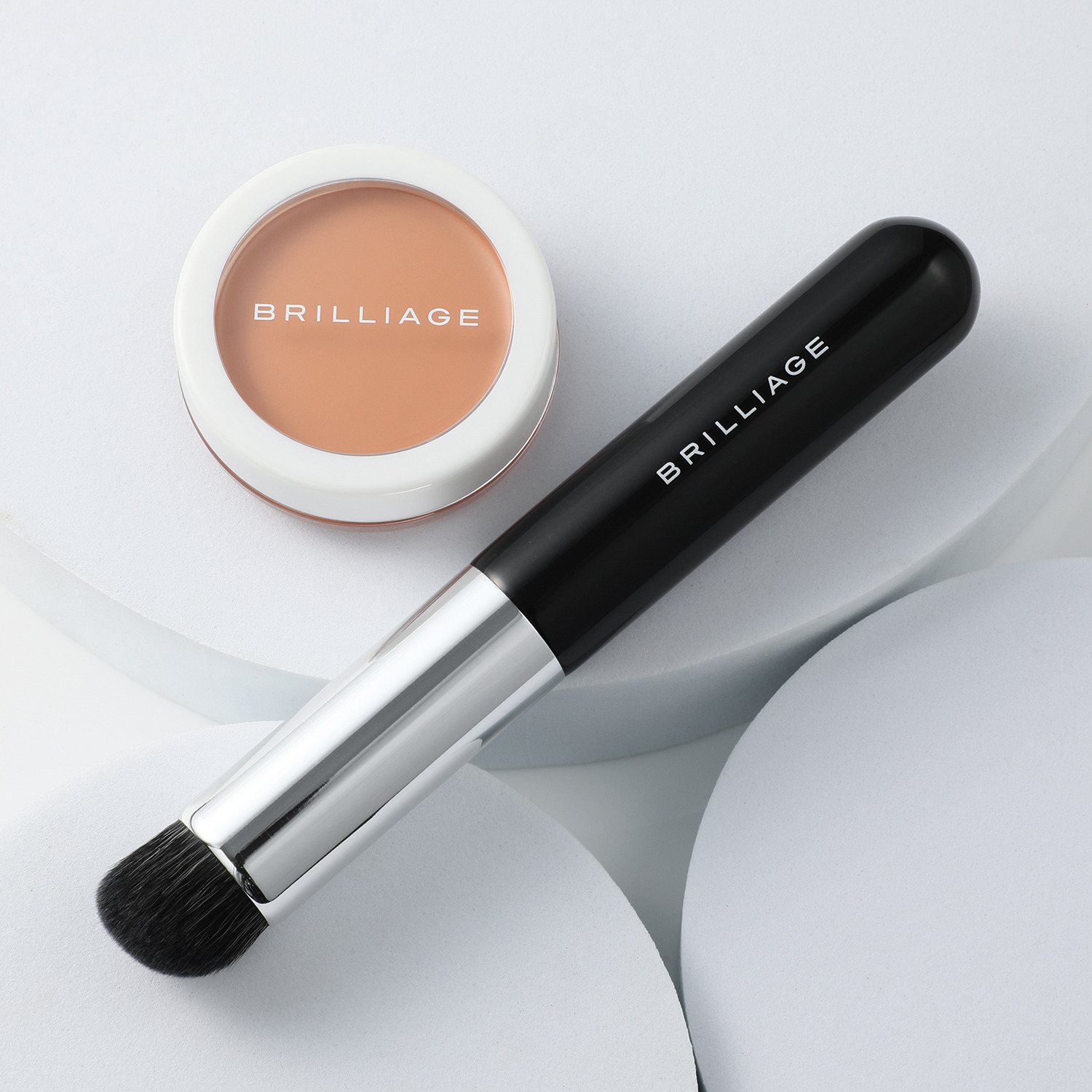 ブリリアージュ 色ムラをカバーしながら 血色感を演出 カモフラージュ