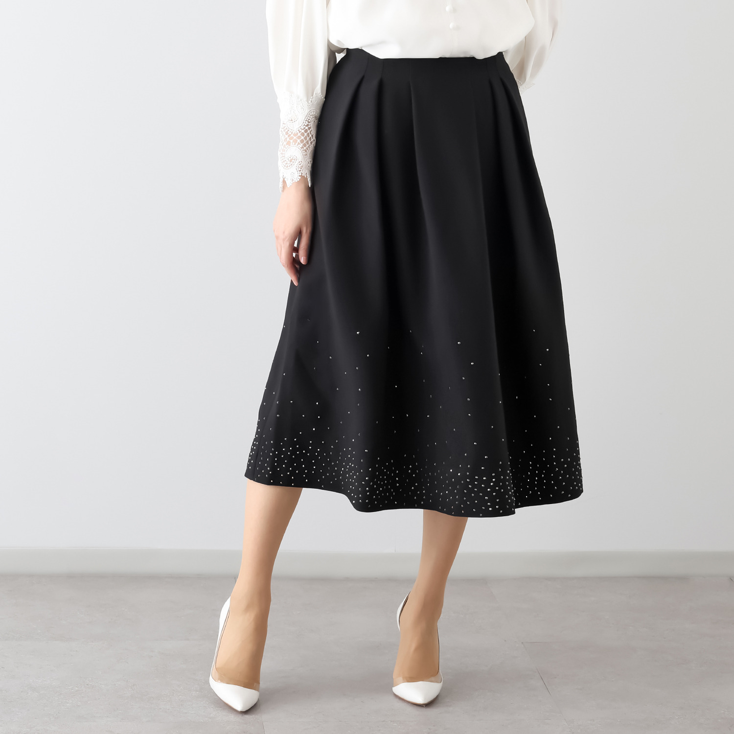 クリス・セリーン ラインストーンの グラデーションが煌めく タックスカート