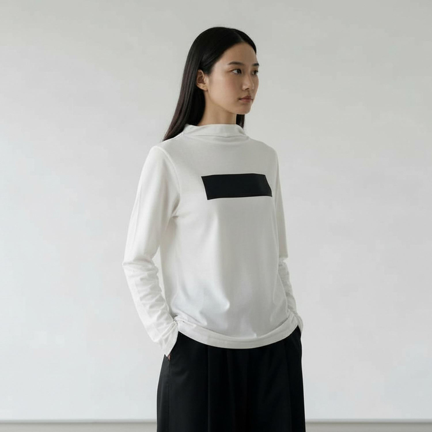 ヨウゾウカタブキ ラバープリント ボトルネックプルオーバー