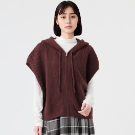 ダジュール フード付 ニットポンチョベスト