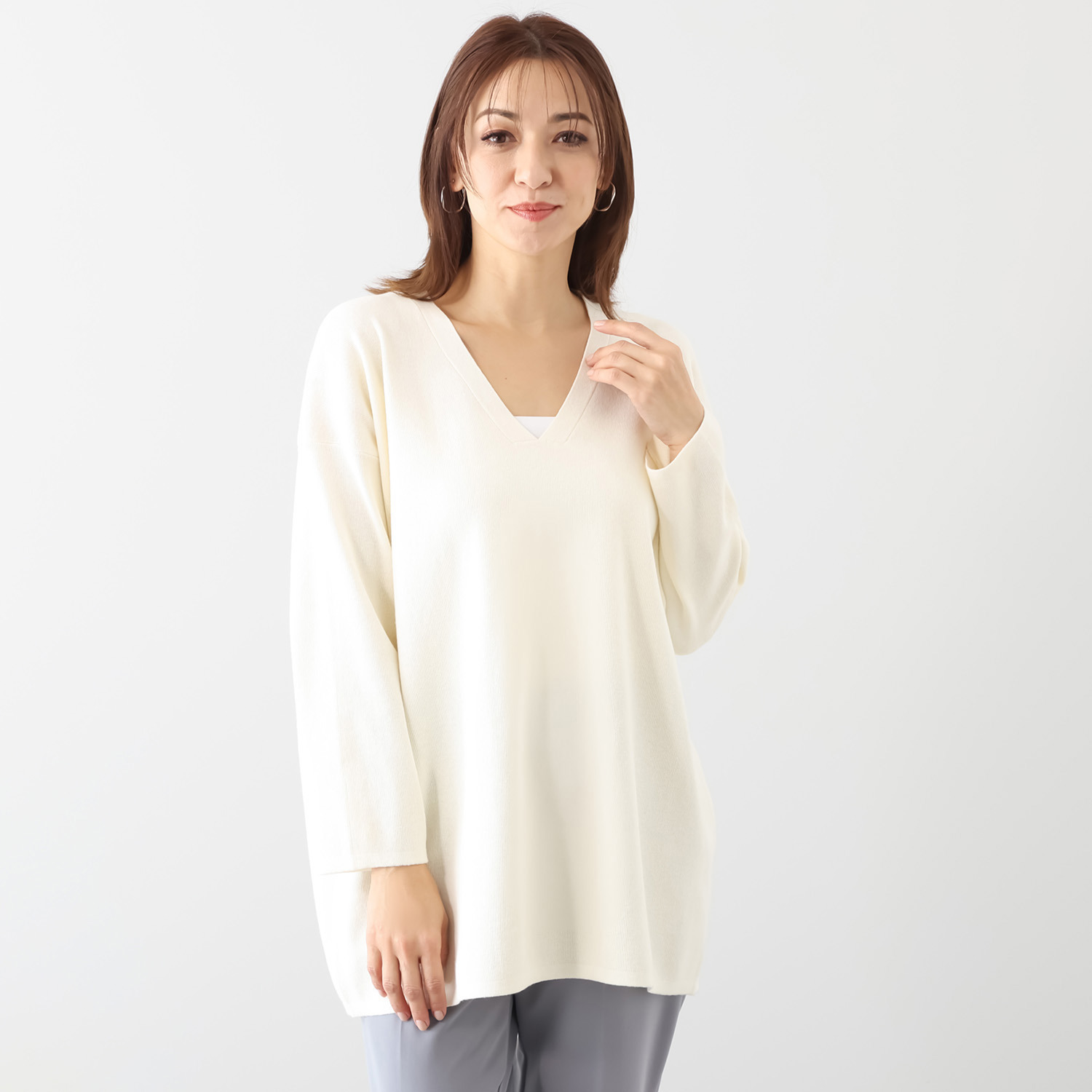 ヘ・エラ コットン混 Ｖネック スッキリ細見え ニットプルオーバー