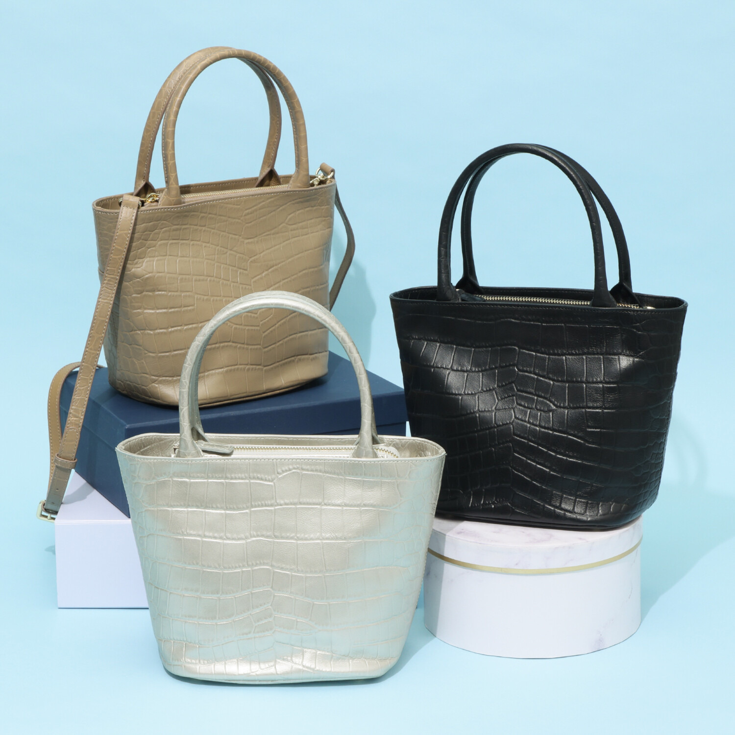 オリタタ 牛革クロコダイル型押し ２ウェイトートバッグ