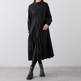ベルポニー アシンメトリー切替 ギャザー入りドレープ デザインロングワンピース