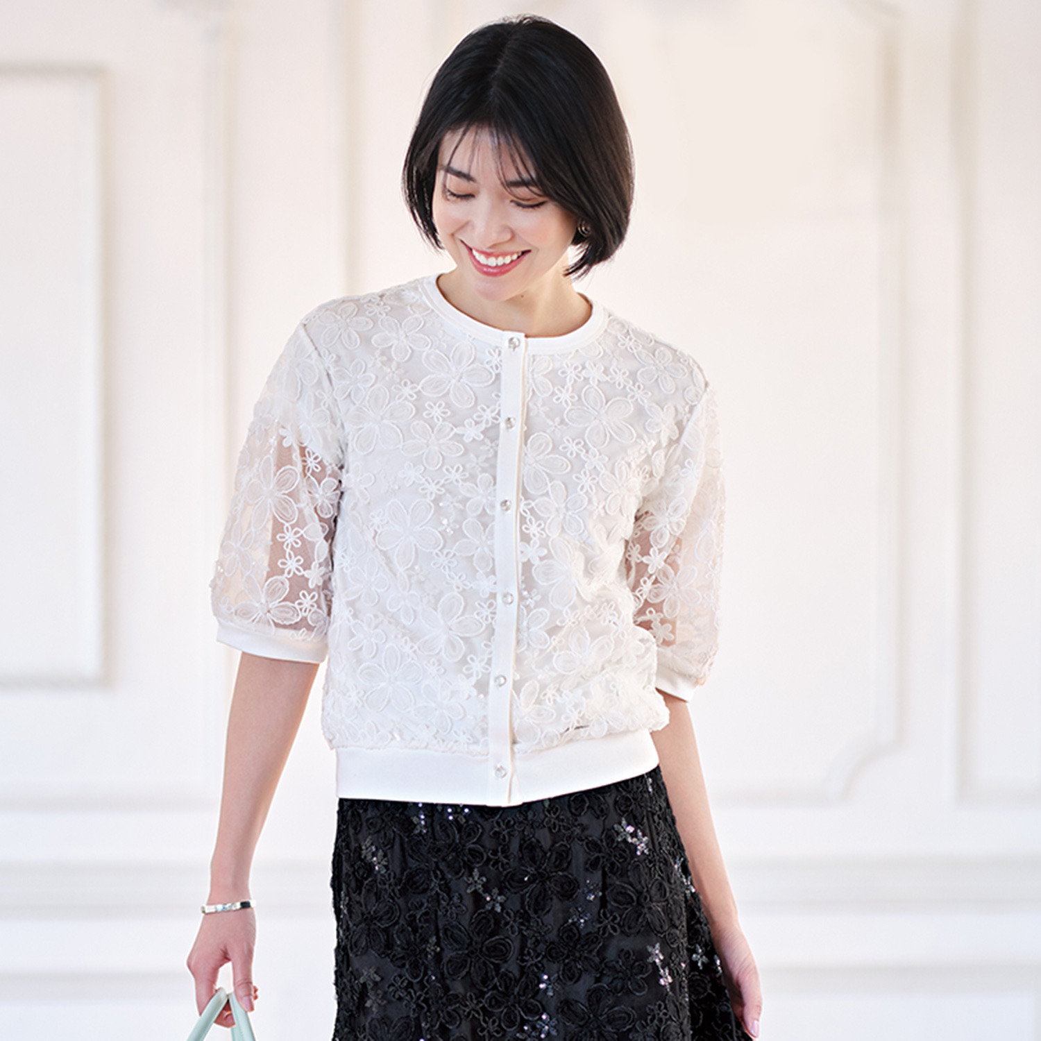 ルクオーレ スパンコールアクセント 立体チュール＆ モール刺しゅう 総レースカーディガン