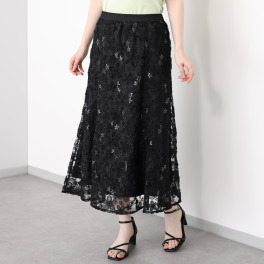 ルクオーレ スパンコールアクセント 立体チュール＆ モール刺しゅう 総レース ソフトフレアースカート