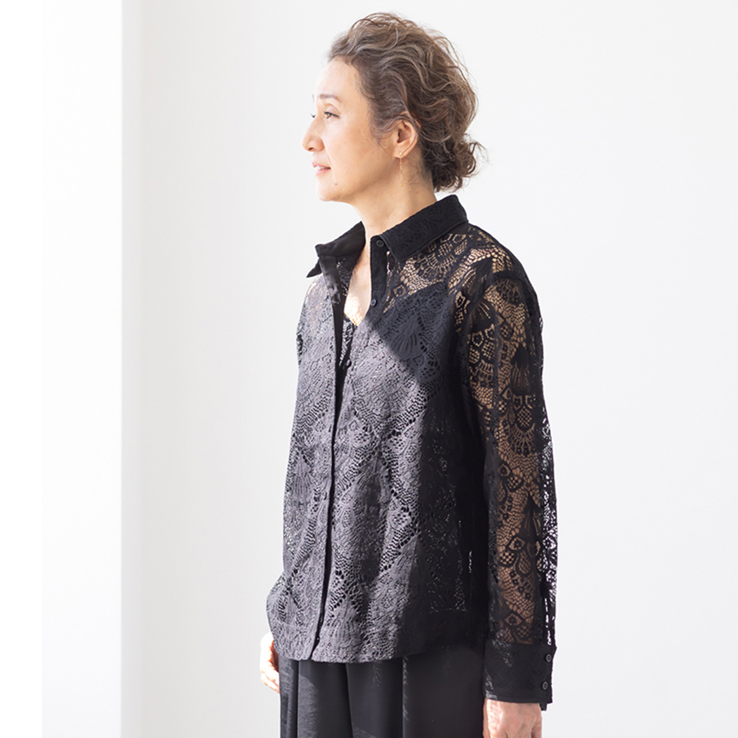 アンドスピカ キャミソール付 レースシャツブラウス