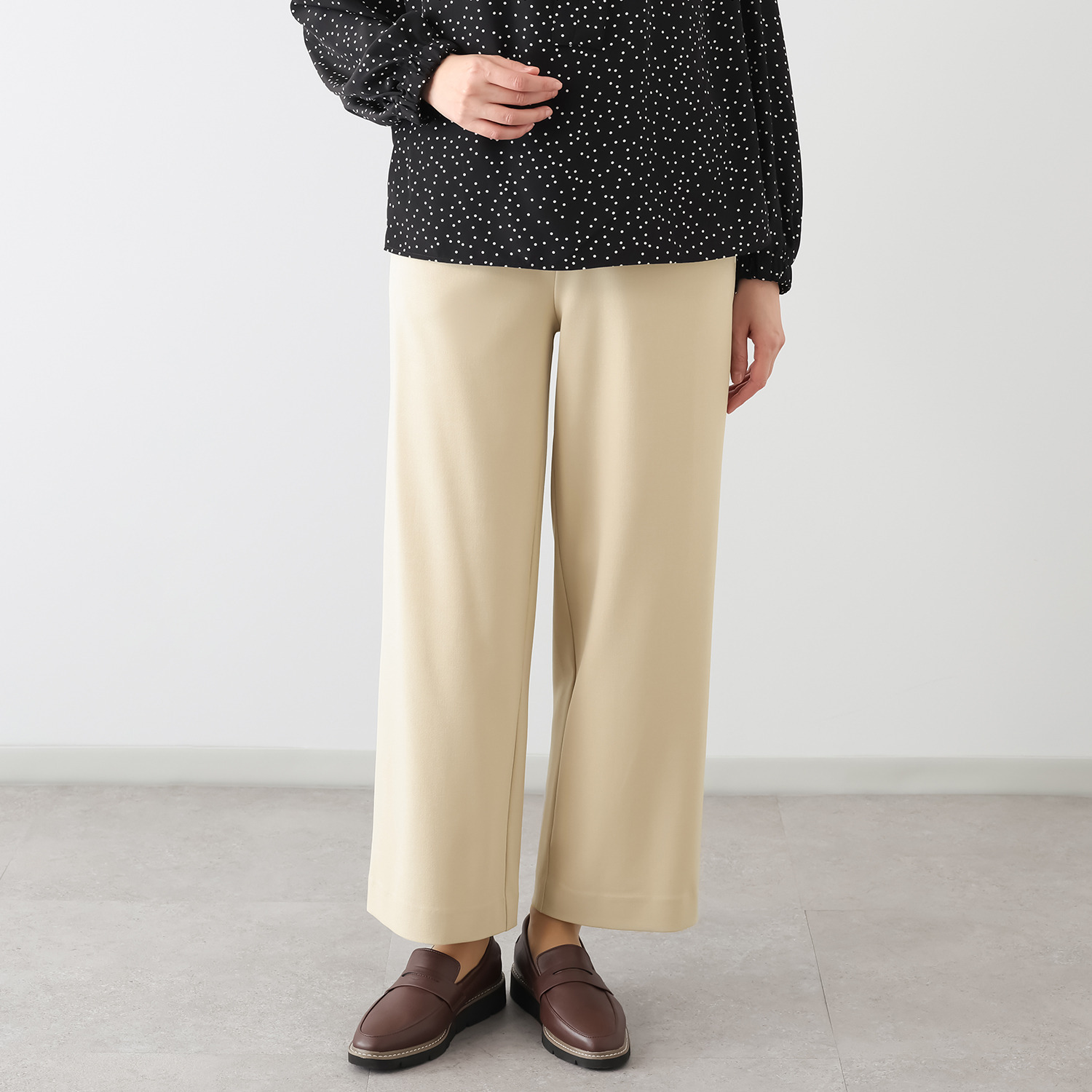 リサリサ プラミカル ２ウェイストレッチツイル セミワイドパンツ