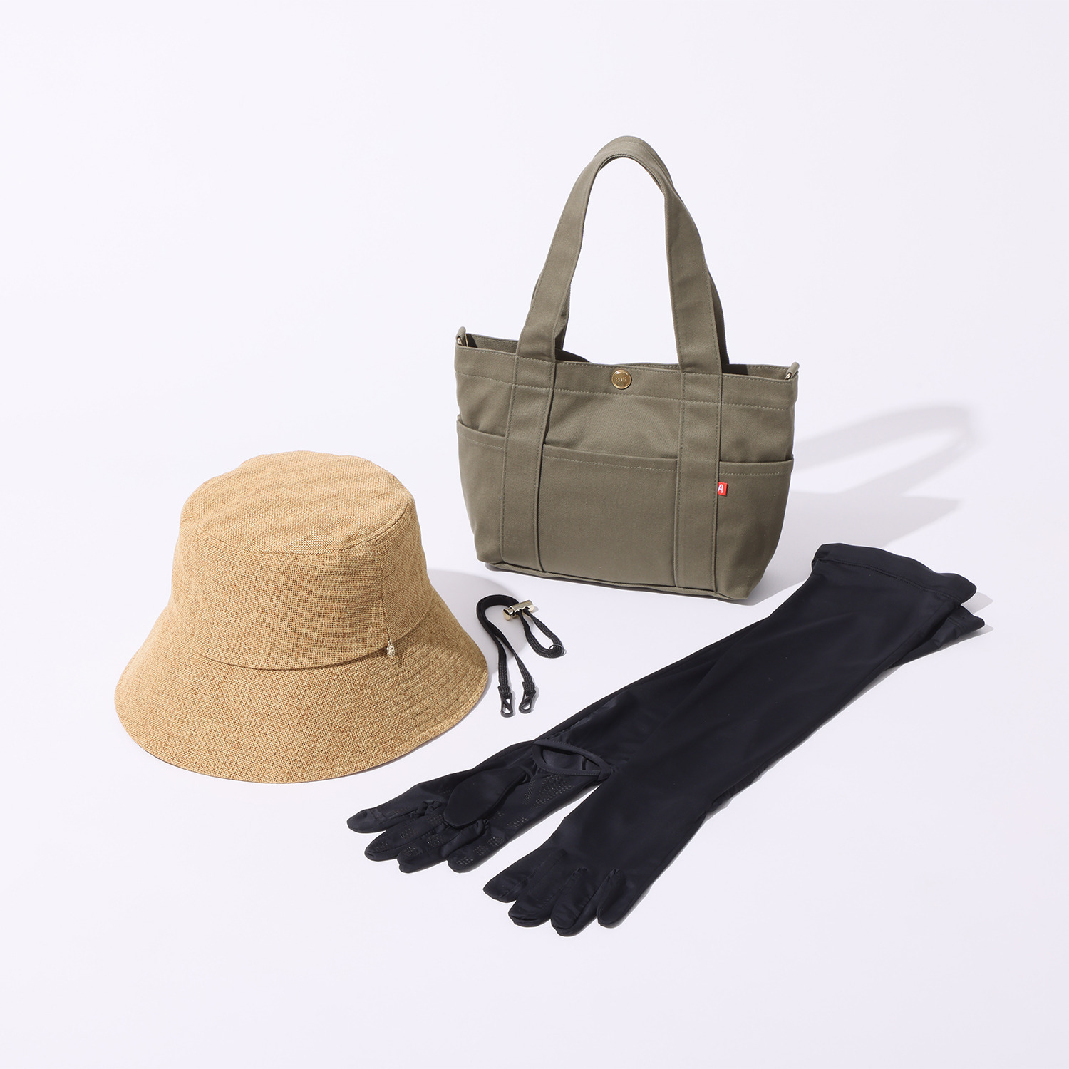 アッピア お楽しみ袋 バッグの色はお任せで！ お散歩にぴったりな 帽子と手袋とバッグ 計３点セット