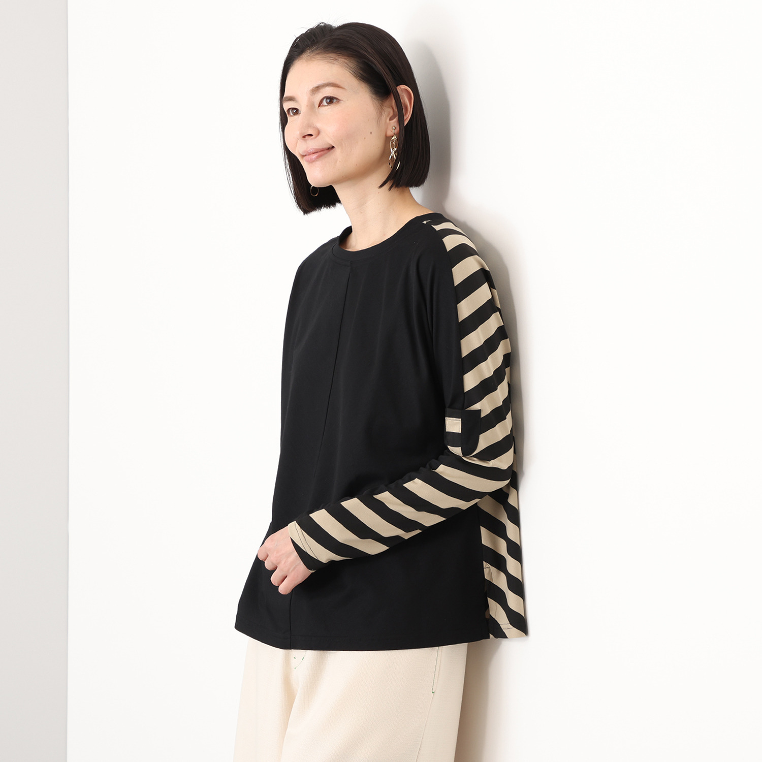 ハヤマ　ブリーズ 前後着用可能 Ｔシャツ