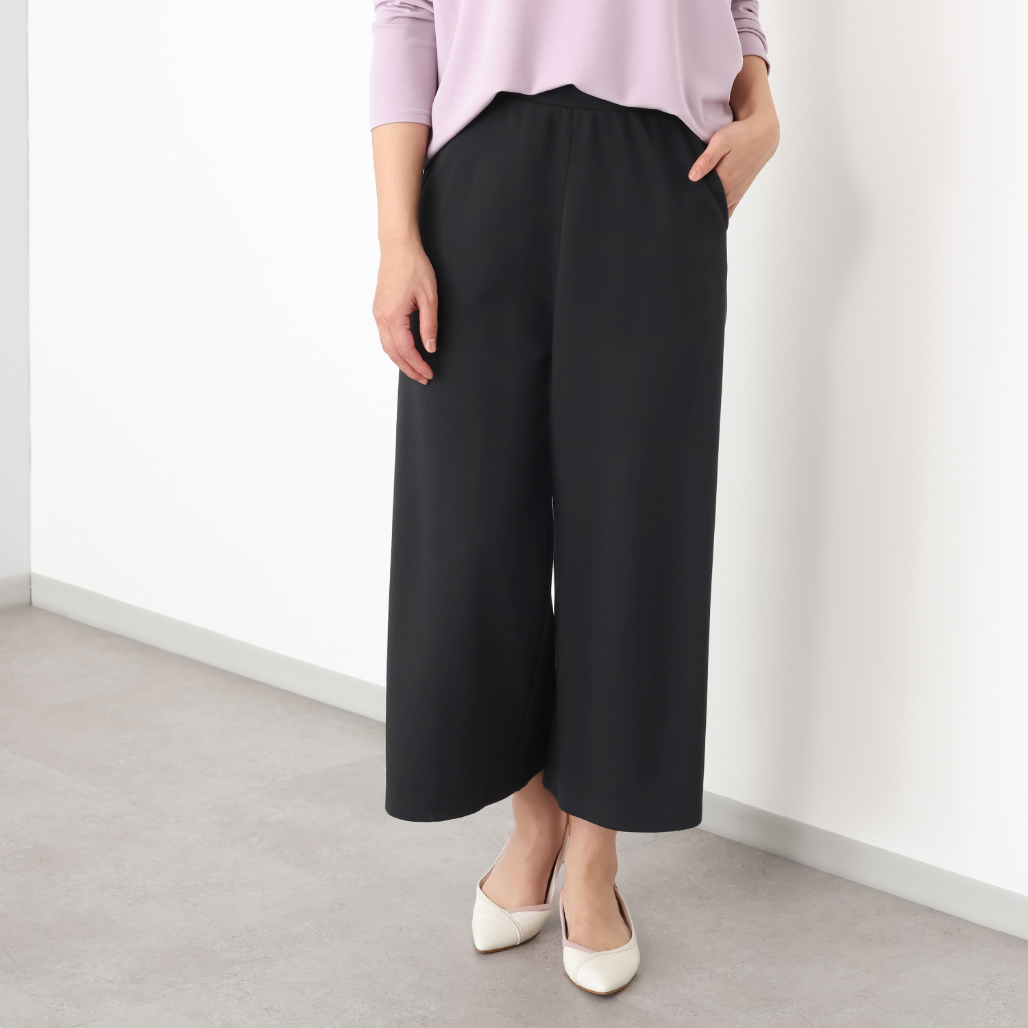 ココンライフ　ドゥ 綿・キュプラ混 “ペアクール”スムース ワイドパンツ