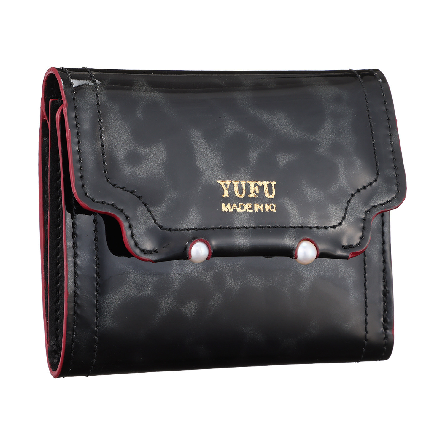 ユフ お守り付 パールビジュウアクセント 牛革エナメル 二つ折り