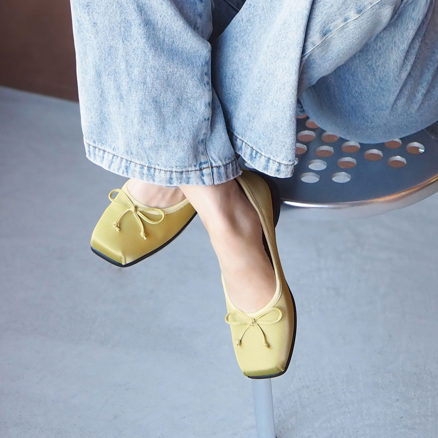 エンチャンテッド 防水　晴雨兼用！ サテン調合成皮革 バレエシューズ