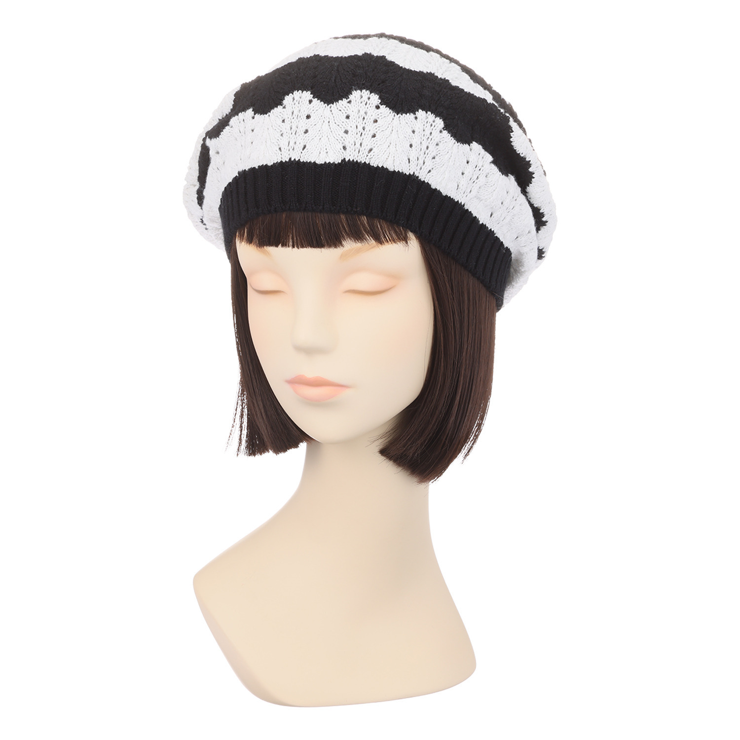 タマミ　ワタナベ ニットベレー帽 “ナミナミモナミ”